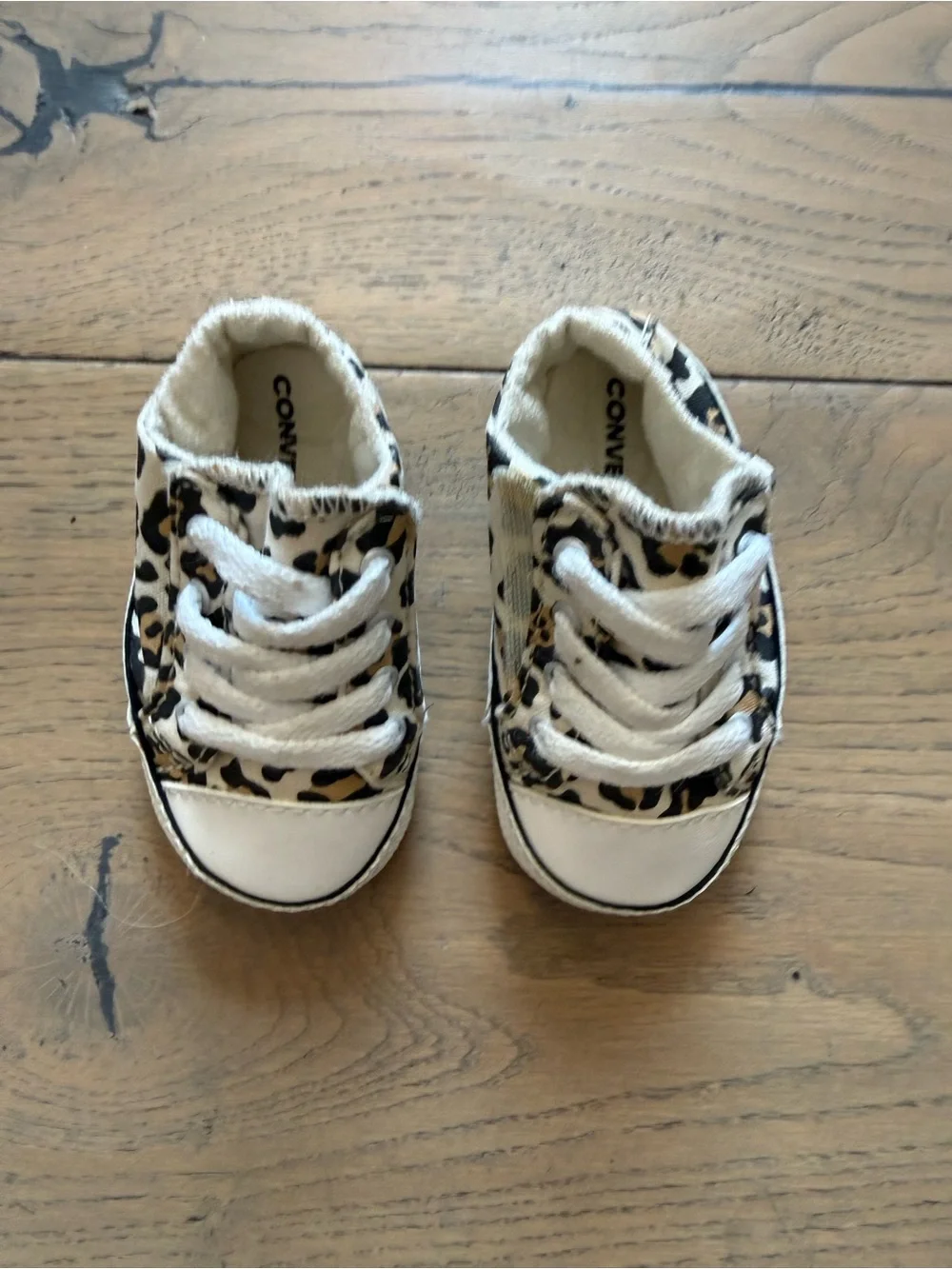 Converse Chuck Taylor All Star Leopard Baby Crib Shoes Size 1